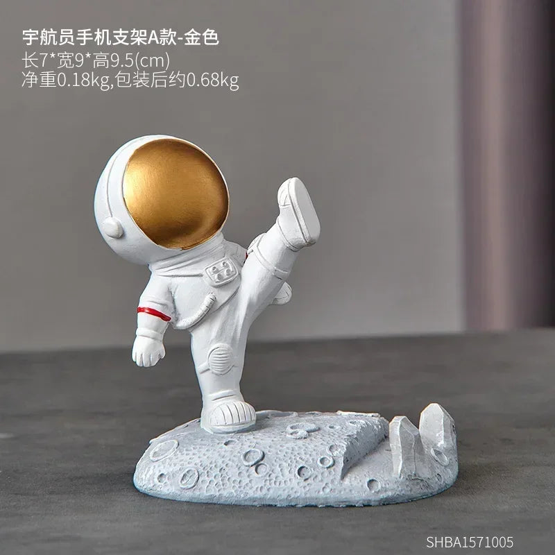 Nordic Astronaut Phone Holder – Resin Space-Themed Desk Ornament for Office & Home - Image 9