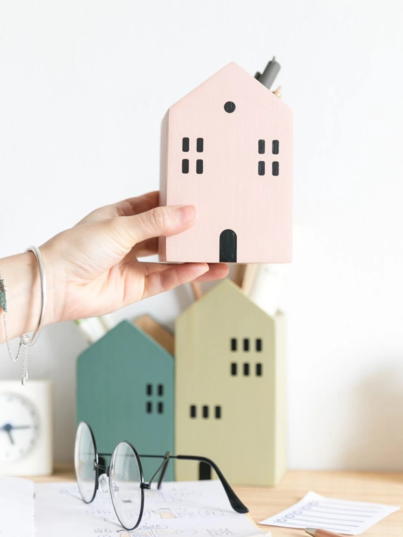 Cartoon House Wooden Pen Holder - Image 6