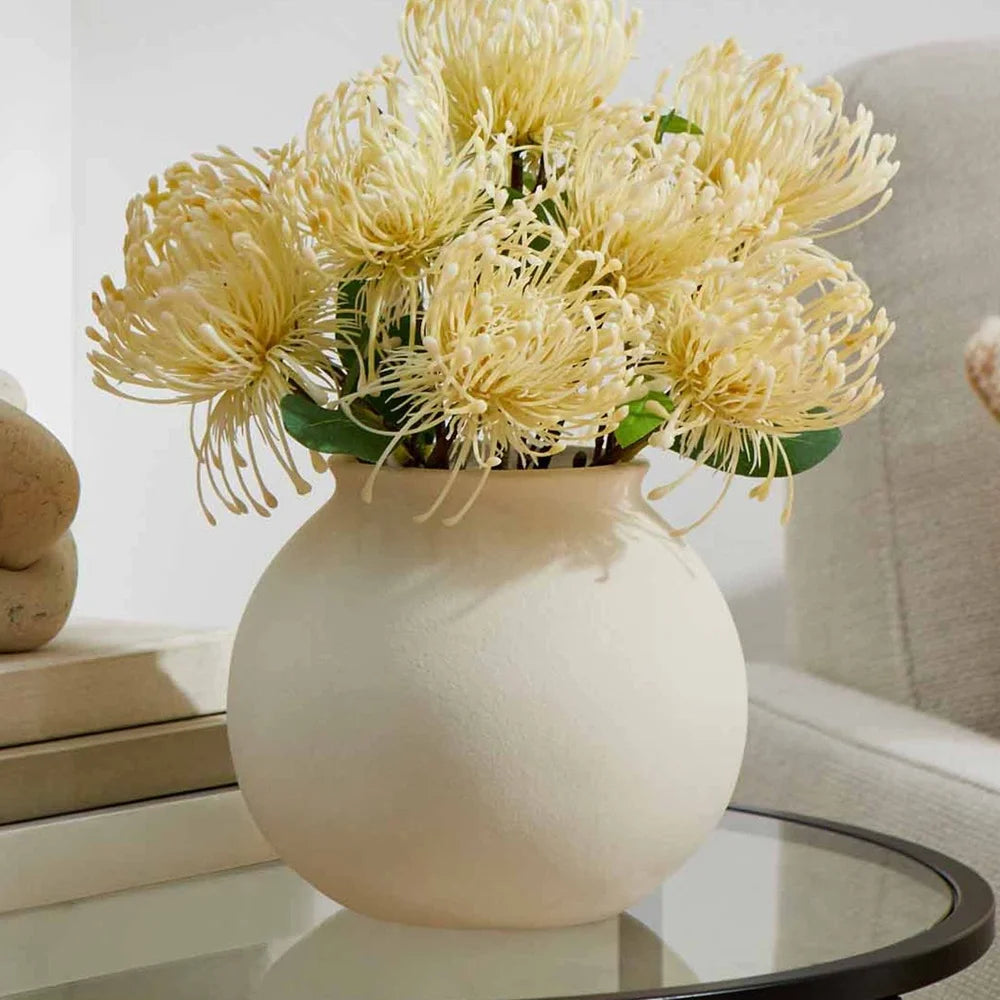 Matte Ceramic Round Vase – 6.69" Soft Minimalist Decorative Centerpiece for Indoor Floral Display - Image 3